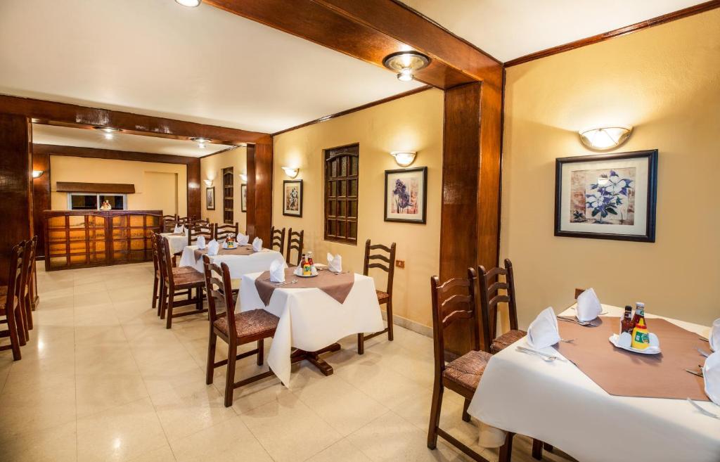 Obelisk Nile Hotel Aswan - 12