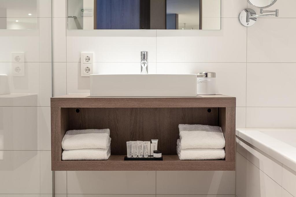 Van der Valk Hotel Groningen-Hoogkerk - Resim 24