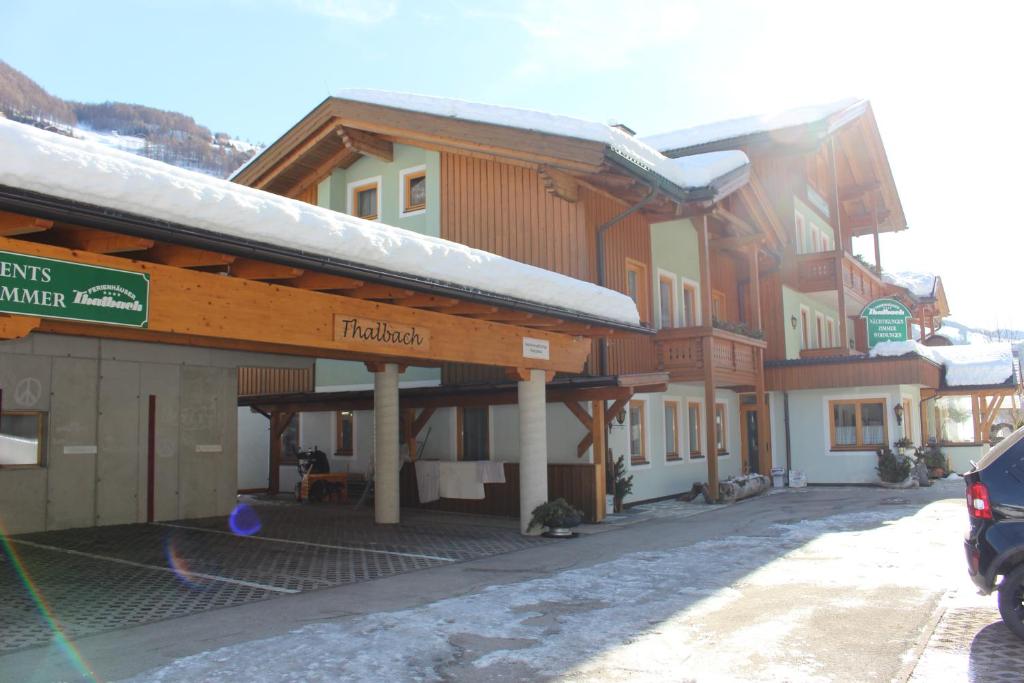 Budova, kde se apartmán nachází
