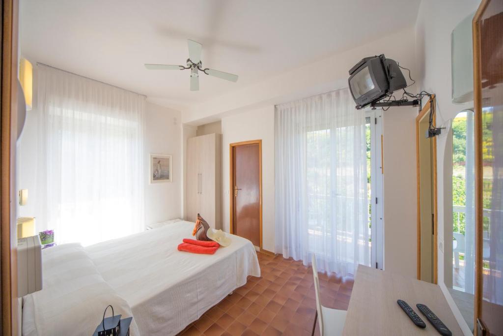 Hotel Adler - Double Room With Garden View