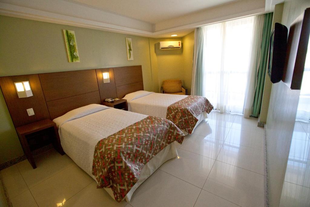  Aquarios Praia Hotel