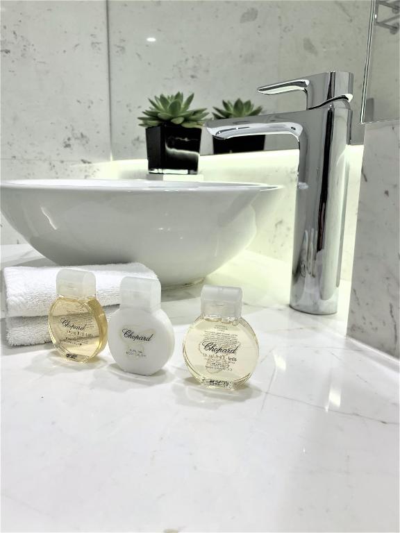 MONDRIAN Luxury Suites & Apartments Market Square IV - Resim 37