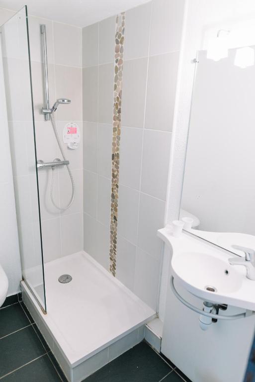 Koupelna v ubytování Welcomotel Limoges