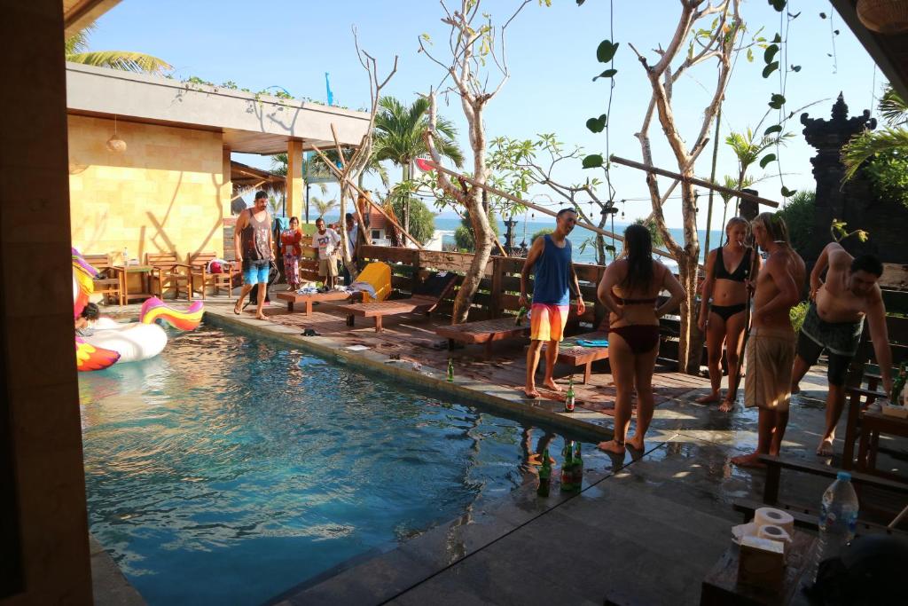 Bima Sakti Homestay Echo Beach Canggu - Double Or Twin Room With Pool Area