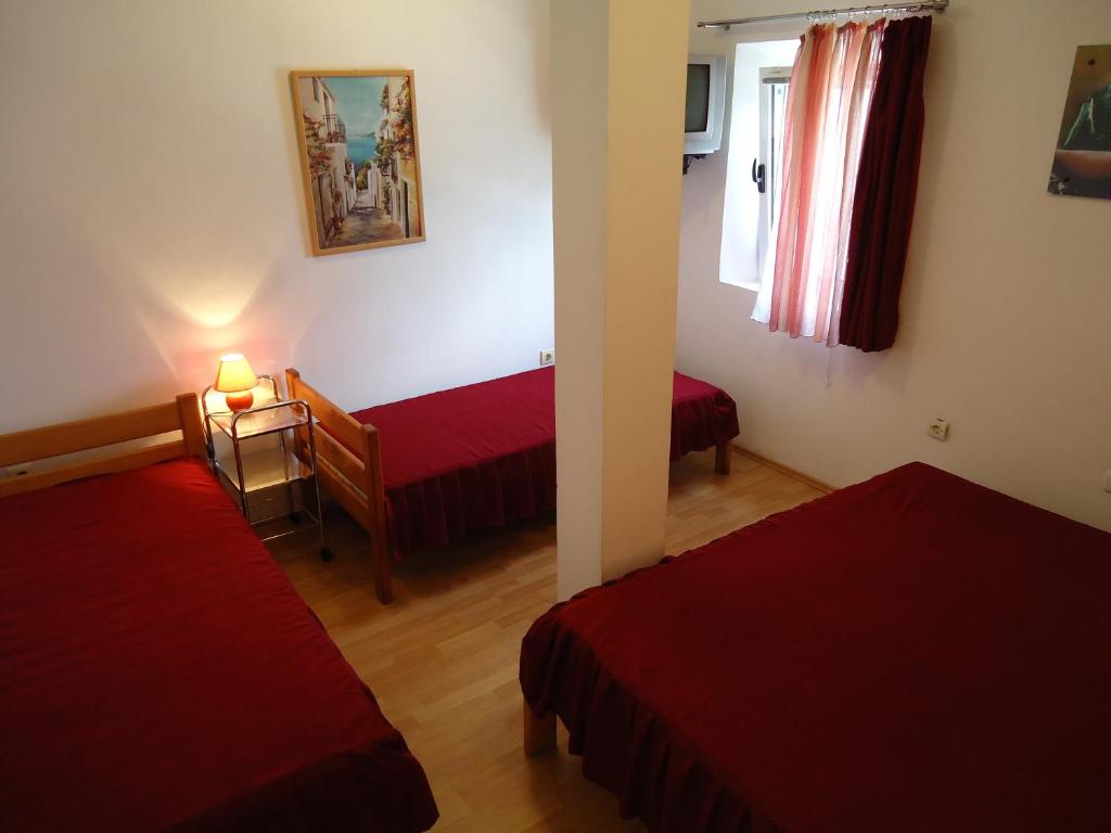 Gallery image of Apartments Vila San in Kamenari