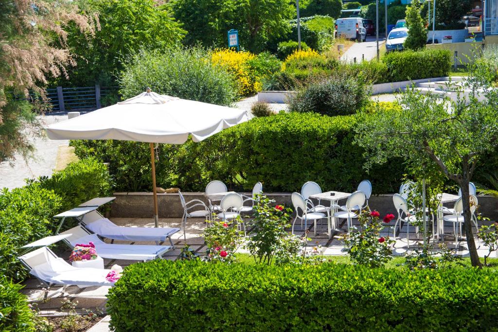 Zahrada ubytování Hotel Adler