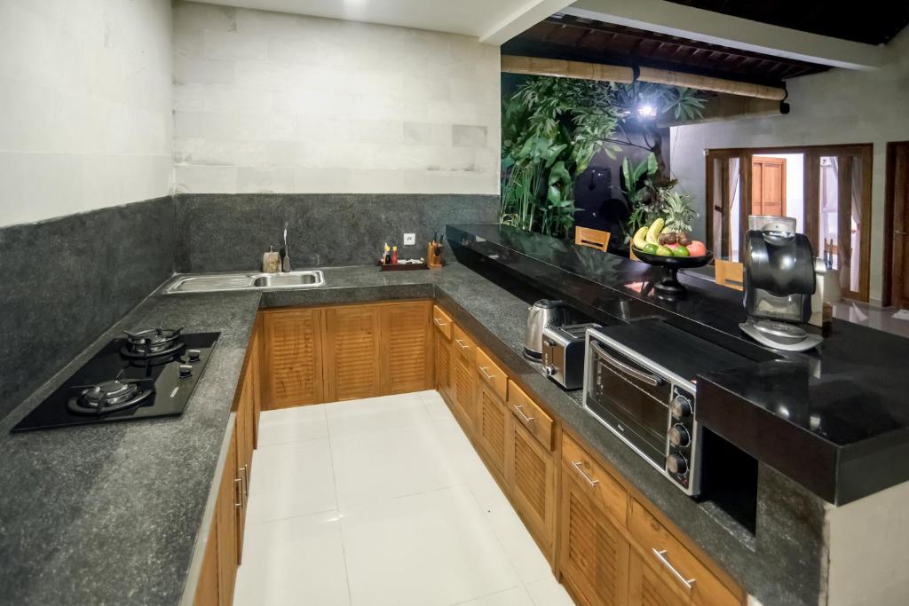 Sandi Agung Villa Bidadari - 12