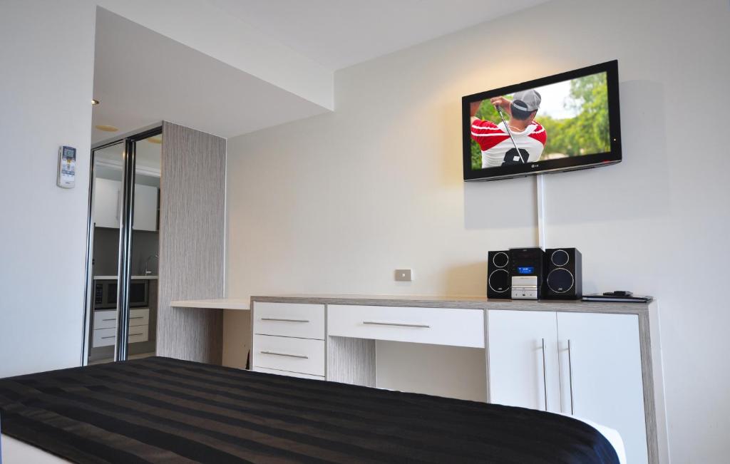 Aquarius On The Beach - Resim 6