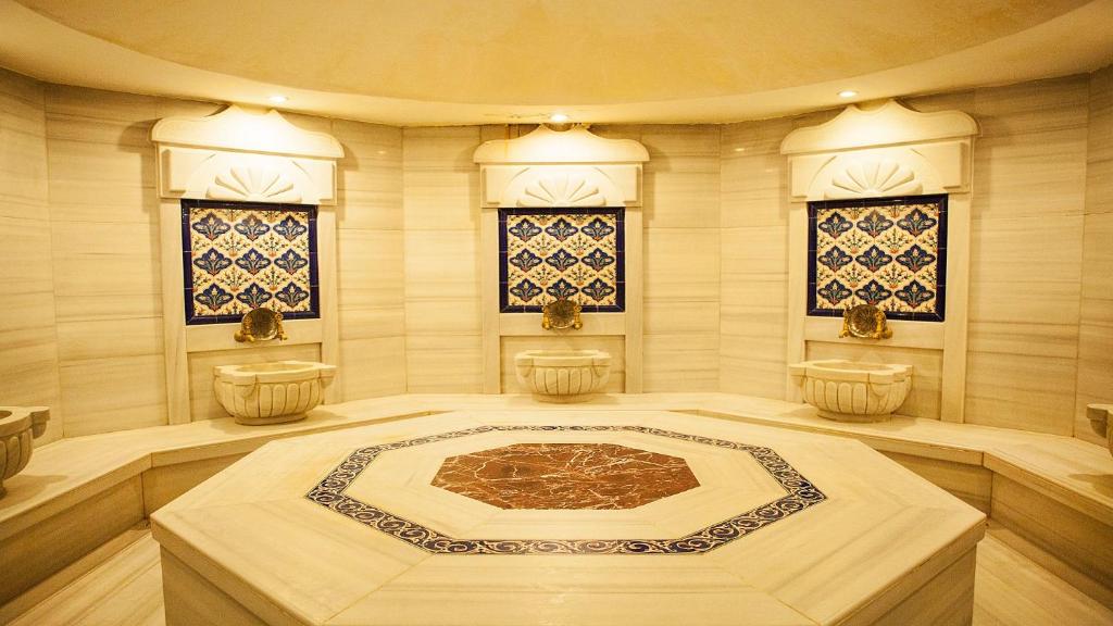 O baie la Bilek Istanbul Hotel