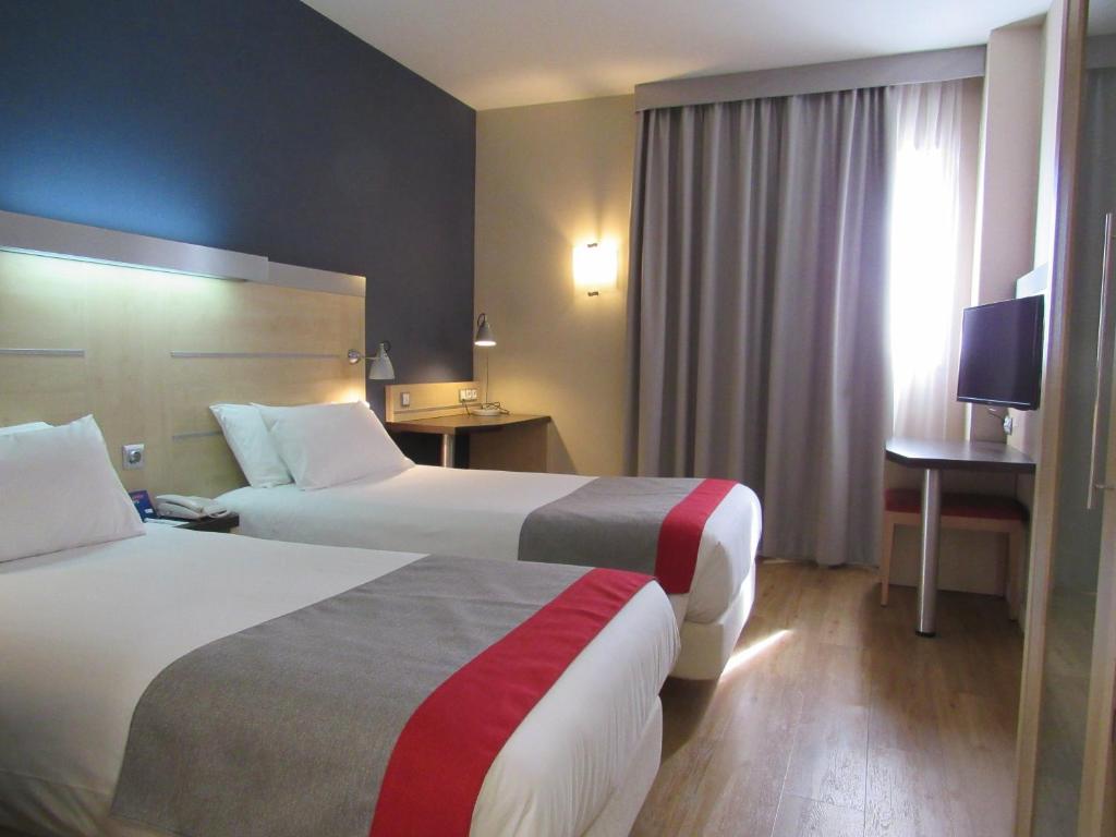 Holiday Inn Express Valencia Bonaire, an IHG Hotel, Aldaia ...