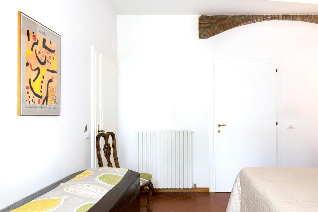 Agriturismo Podere Rondinaio - Double Room With Private Bathroom