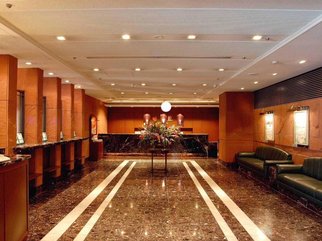 Posezení v ubytování Toyama Manten Hotel