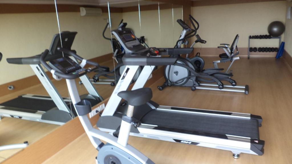 Fitness centrum a/nebo fitness zařízení v ubytování The Quorum