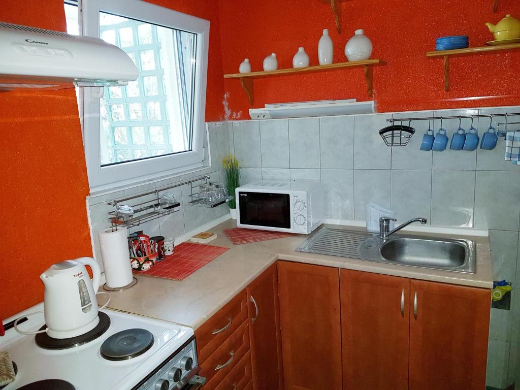 Kuchyň nebo kuchyňský kout v ubytování Apartman Kristin
