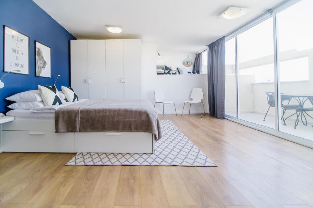 Ben Yehuda Rooftop Apartments - Penthouse Apartment