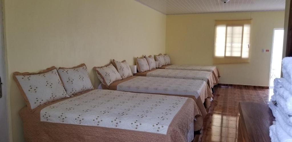 Postel nebo postele na pokoji v ubytování B&D Lodgings