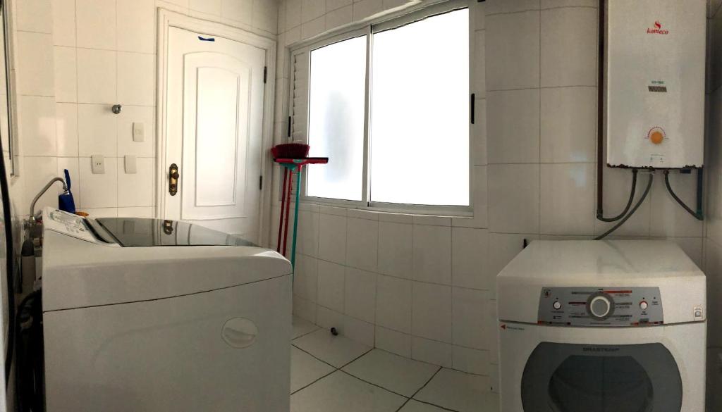  Ap 200m2 frente mar e 3 vagas de garagem