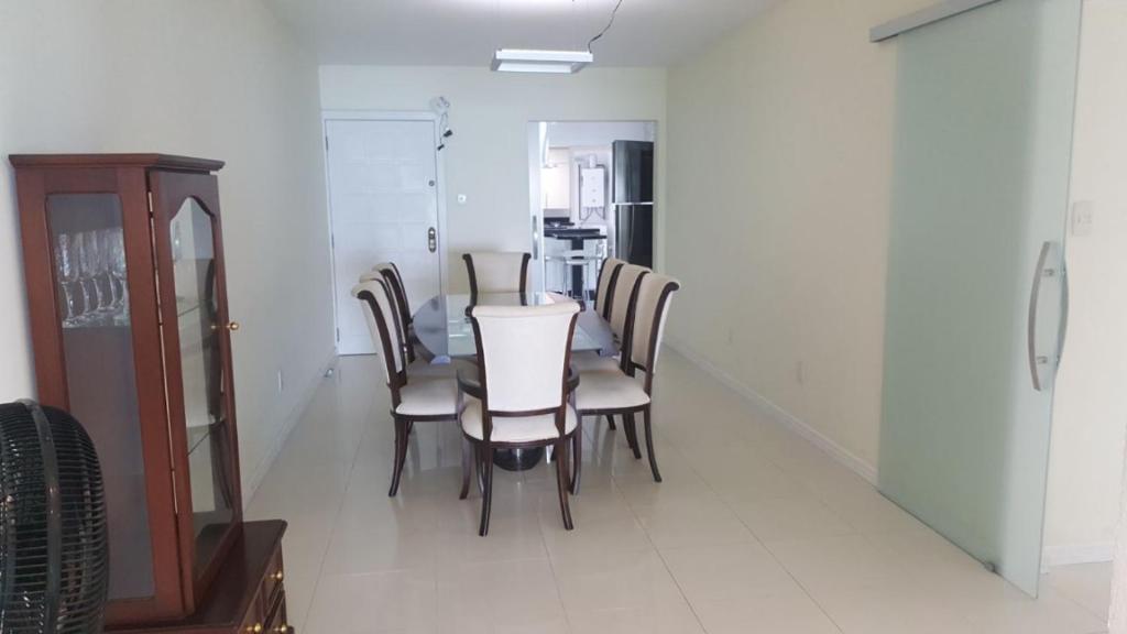  Ap 200m2 frente mar e 3 vagas de garagem