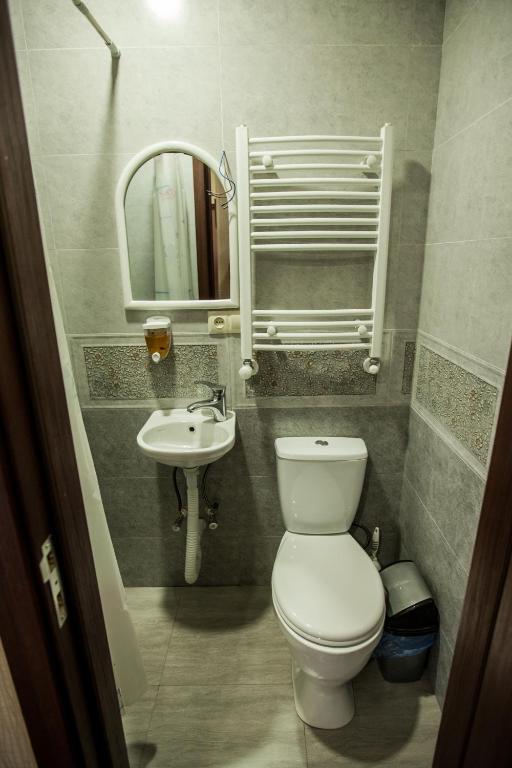 Koupelna v ubytování Guest House Didis