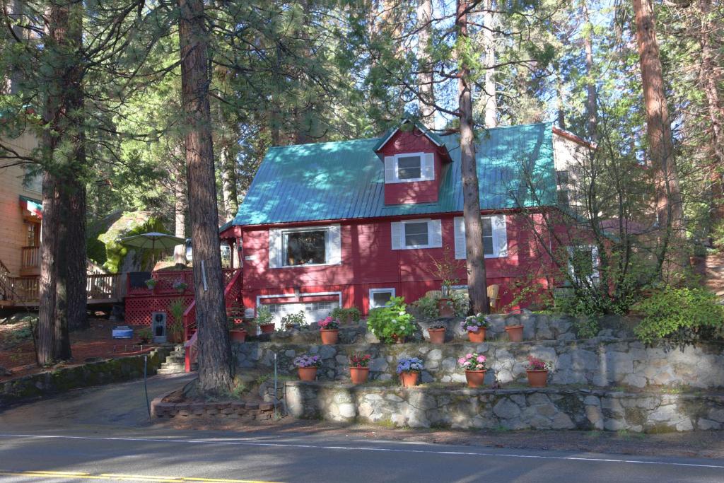 Gallery image of Elliott House Boutique Hotel in Shaver Lake