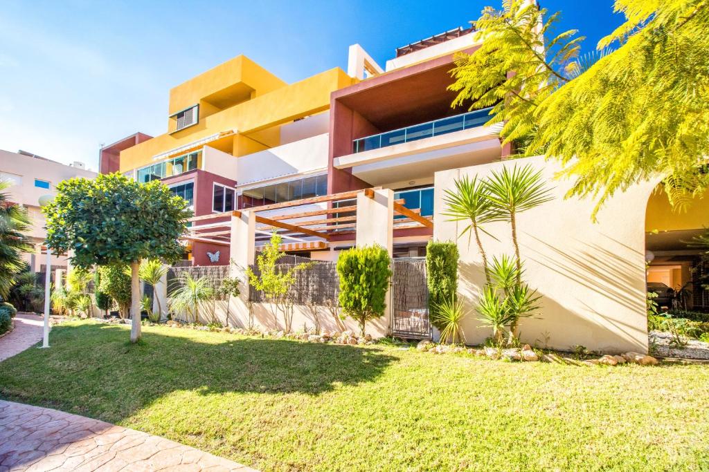 Bosque, Playa Flamenca – Updated 2023 Prices