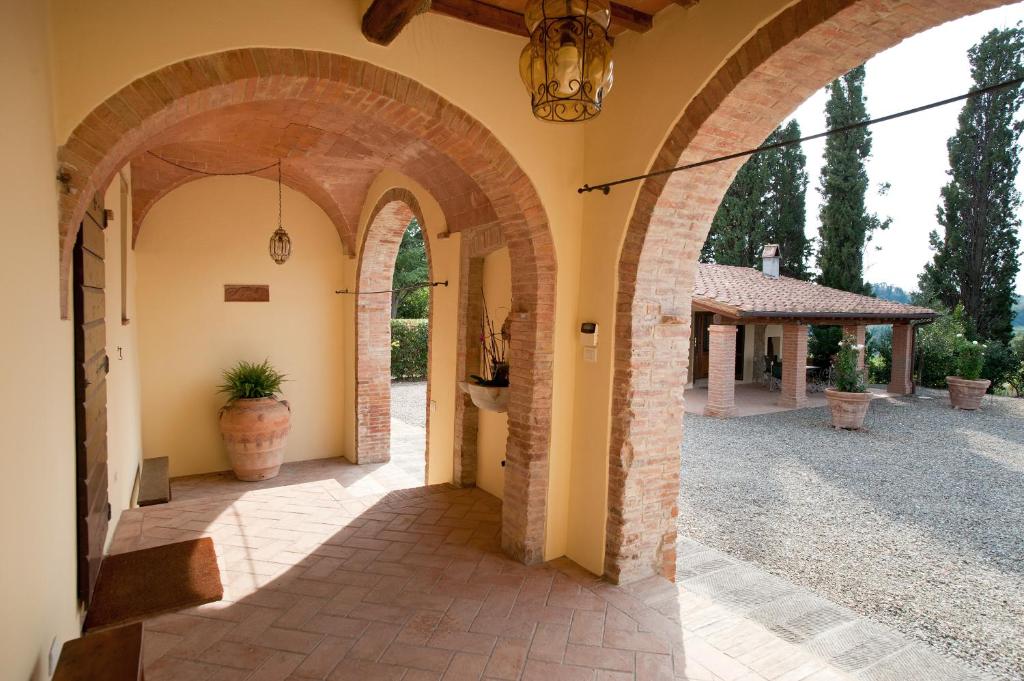 Vonkajšia záhrada v ubytovaní Villa Vittoria Tuscany new opening 2025
