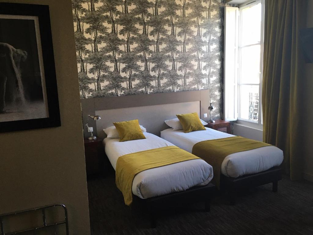 Logis Hôtel Le Vert Galant - 1