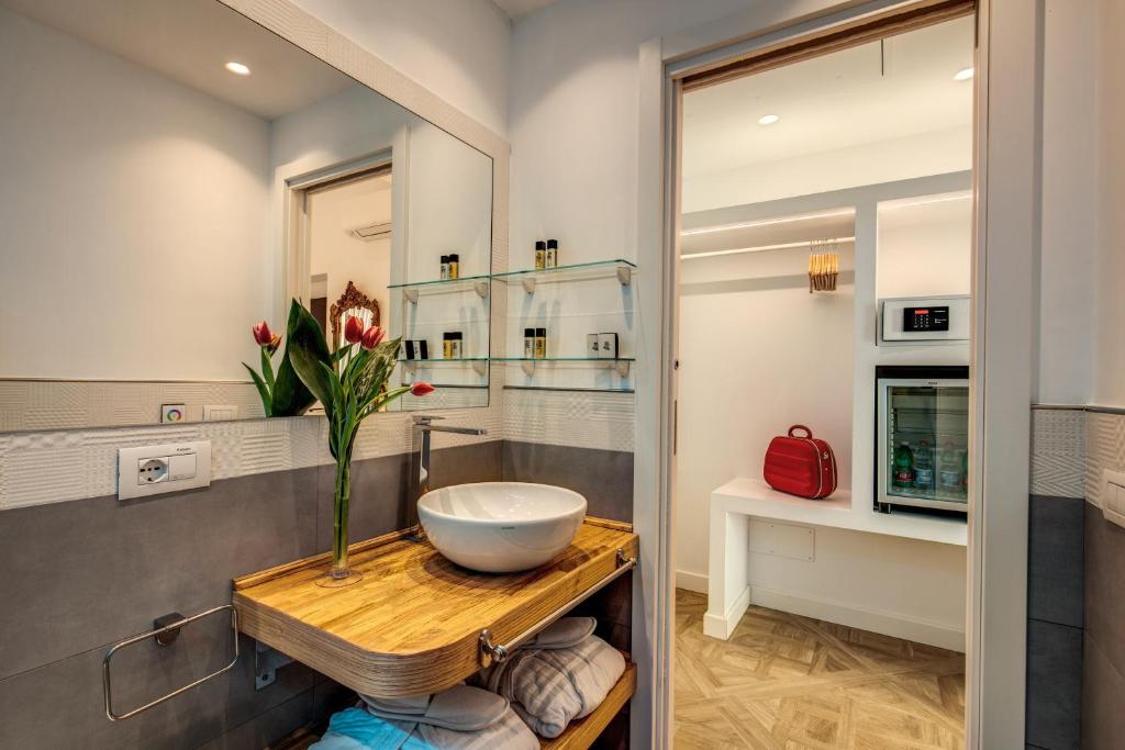 Sorrento Square Suites - 6