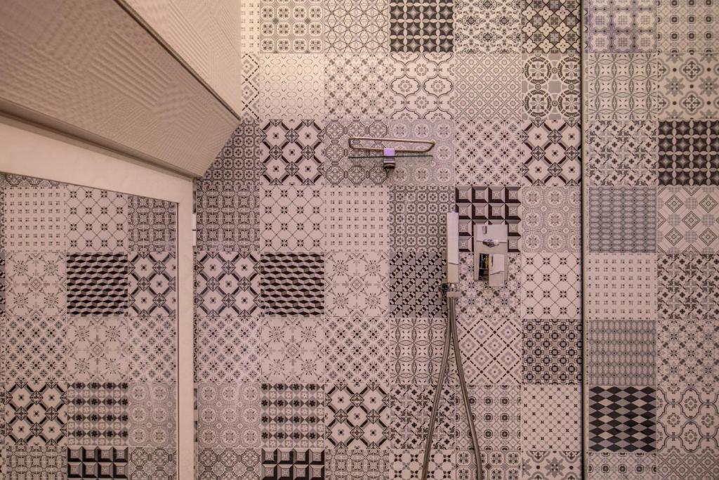 Sorrento Square Suites - 8