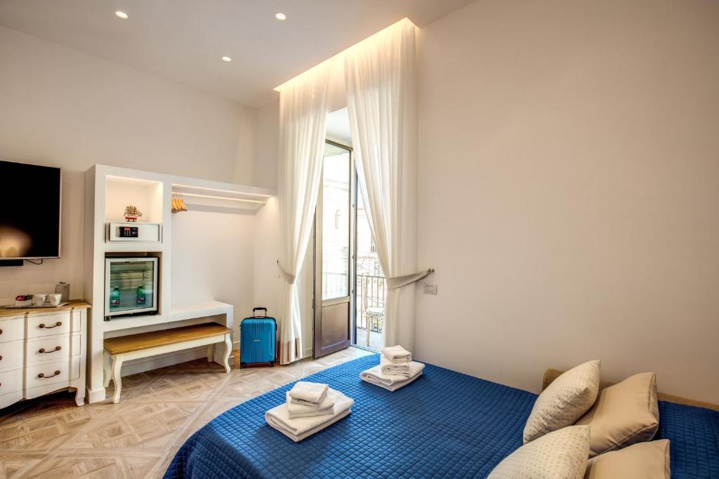 Sorrento Square Suites - 18