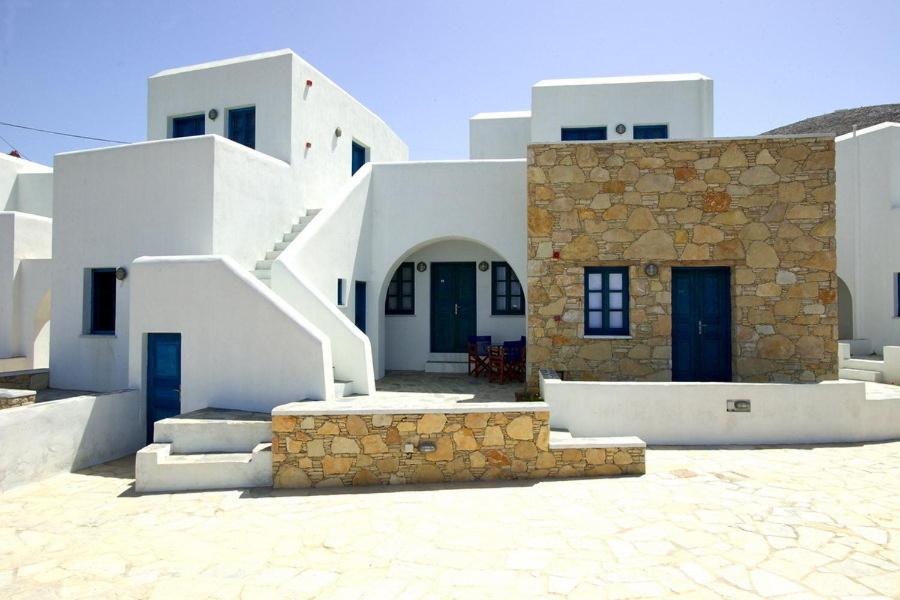 Anemousa Hotel