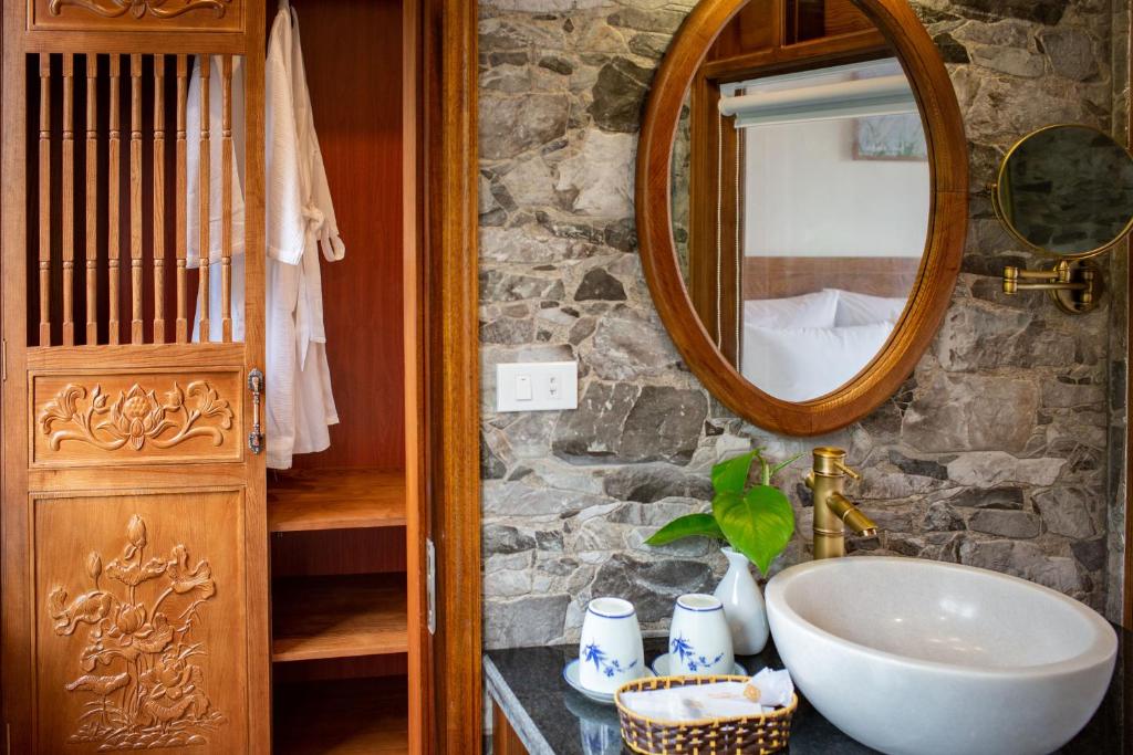 Bai Dinh Garden Resort & Spa - 12