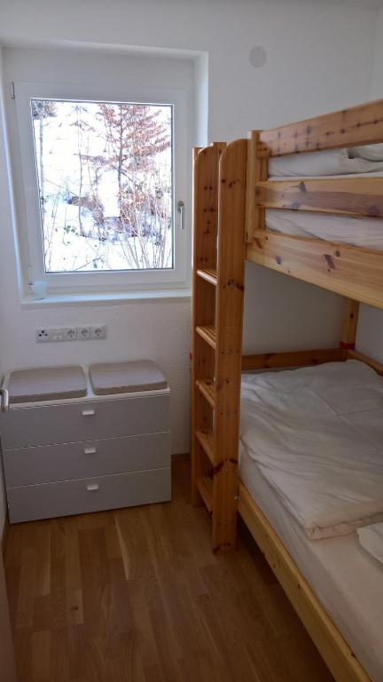 Posteľ alebo postele v izbe v ubytovaní Holiday Home Zillertal - Haus Gigl