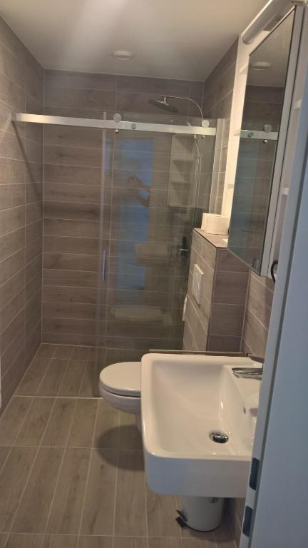 Kúpeľňa v ubytovaní Holiday Home Zillertal - Haus Gigl