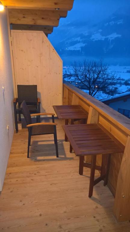 Balkón alebo terasa v ubytovaní Holiday Home Zillertal - Haus Gigl