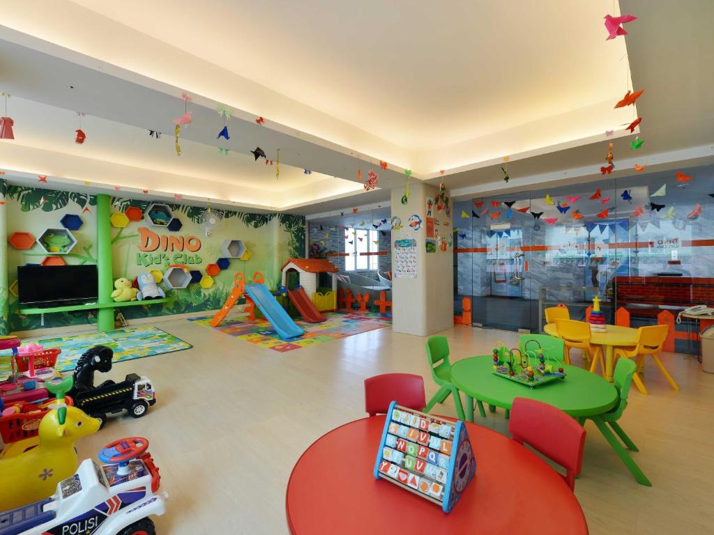 Dětský klub v ubytování HARRIS Hotel & Conventions Ciumbuleuit Bandung