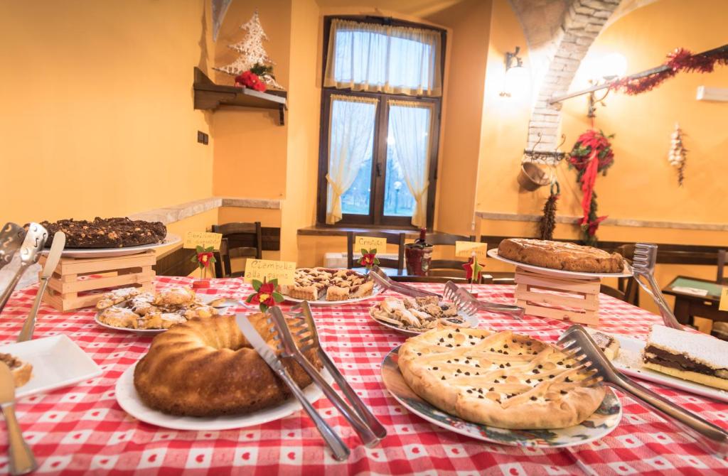 Jedzenie w gospodarstwie agroturystycznym lub w pobliżu
