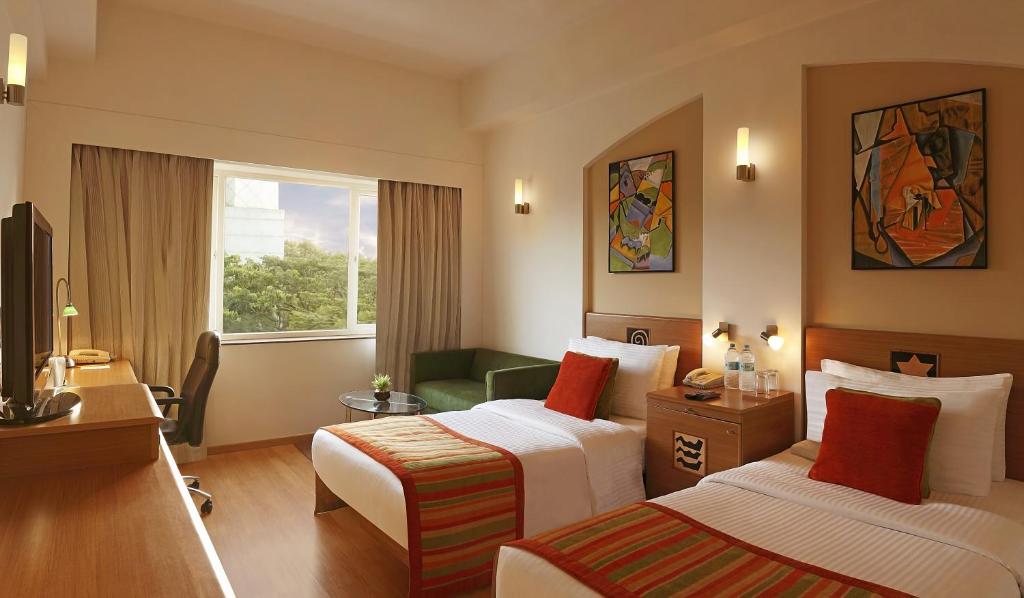 Gallery image of Lemon Tree Hotel Chennai in Chennai