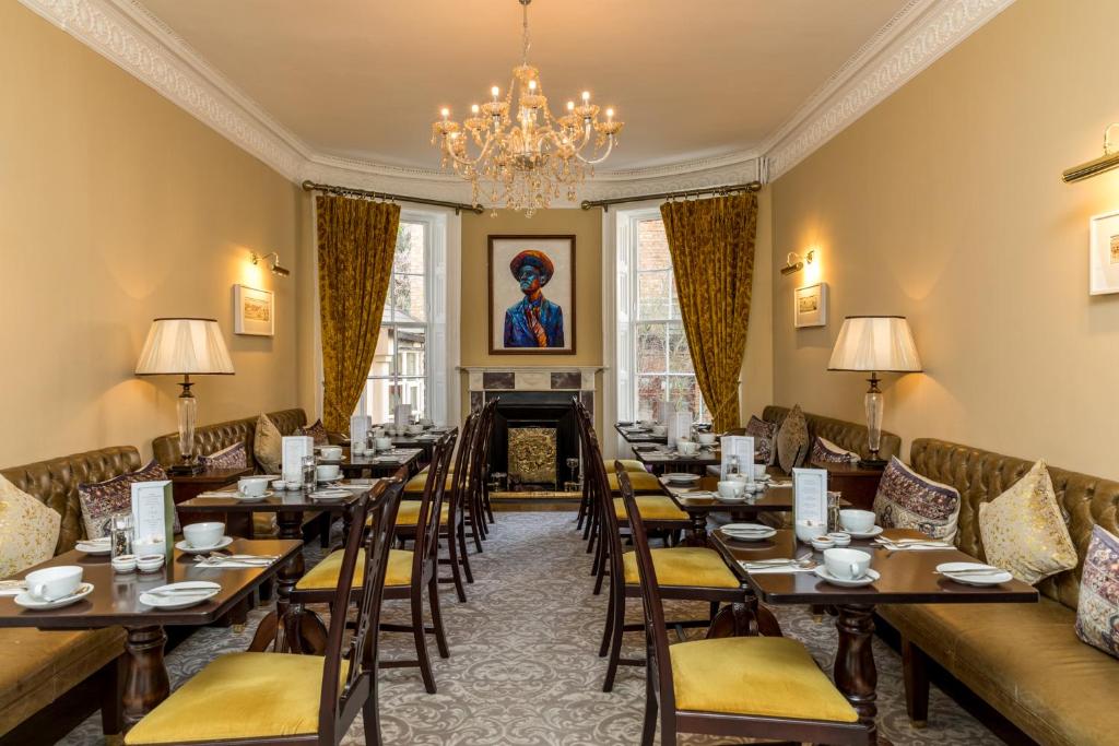 Stauntons on the Green Hotel - Resim 18