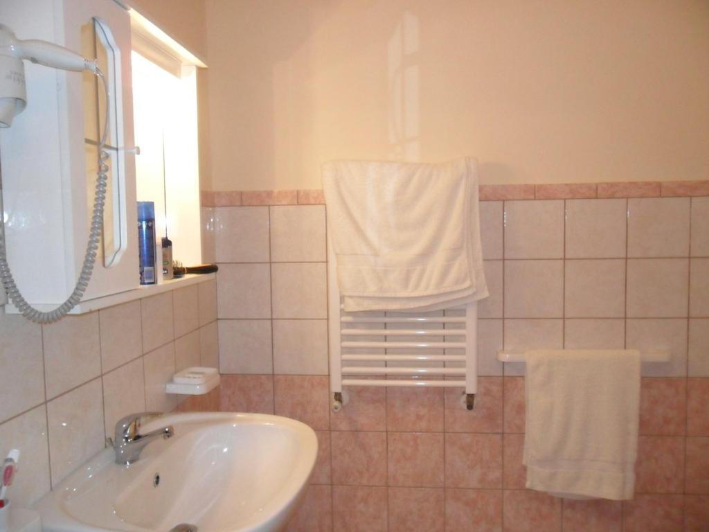 Villa Jolanda & Carmelo - Twin Room