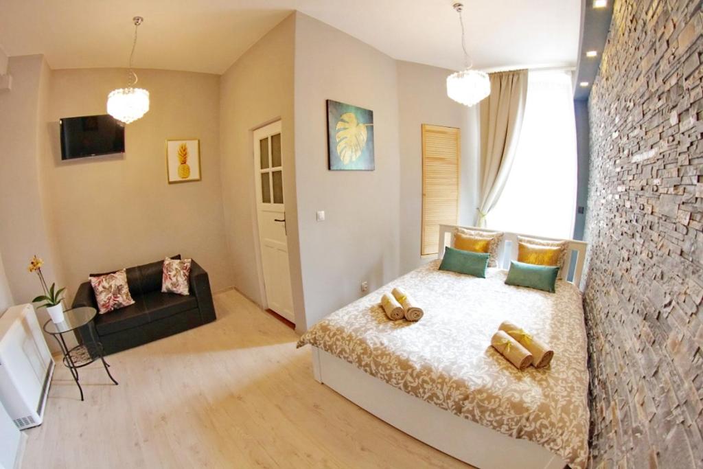 Grey Rooms - Standard Double Room
