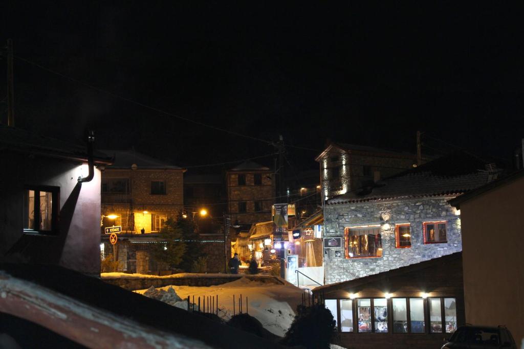 Gallery image of Anesis Suites in Palaios Agios Athanasios