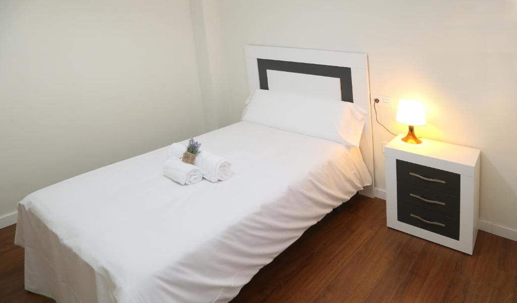 Apartamento Turistico Puente Romano P4 bajo C - 4