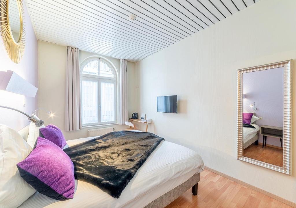 Hotel La Legende - Resim 11