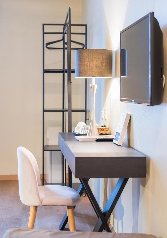 Hotel La Legende - Resim 13