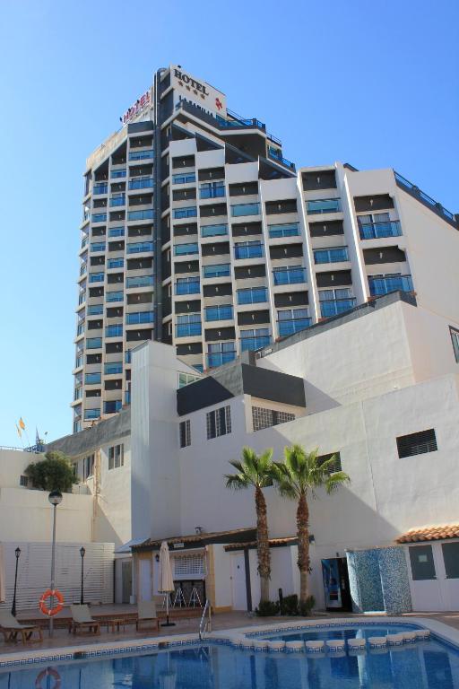 La Familia Gallo Rojo, El Campello – Precios actualizados 2023