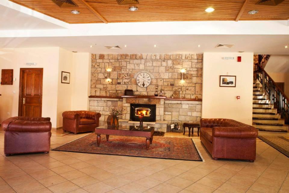 Posezení v ubytování Hotel Kynaitha