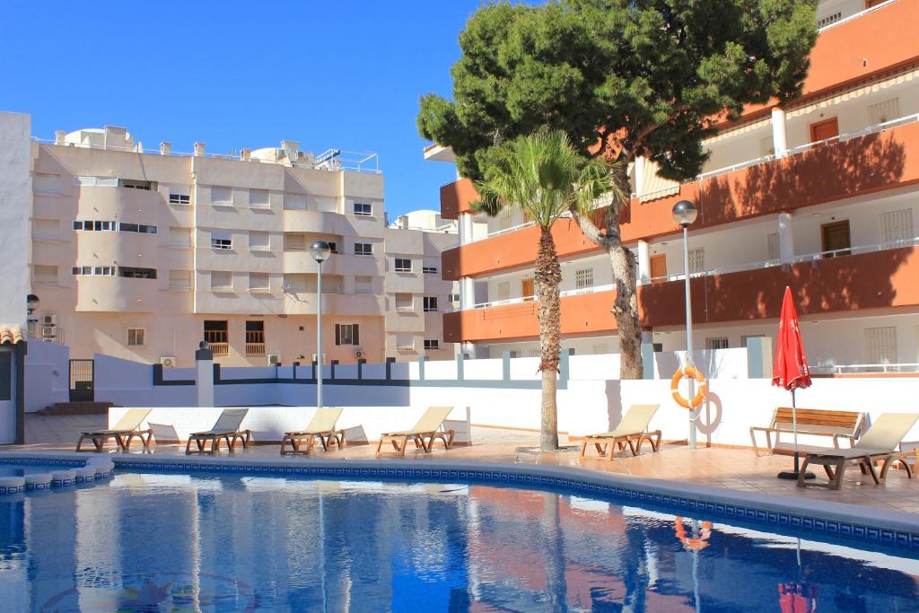 La Familia Gallo Rojo, El Campello – Bijgewerkte prijzen 2023