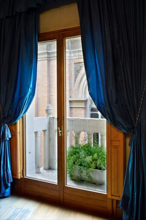 Fotografie z fotogalerie ubytování Albergo Cappello v Ravenně