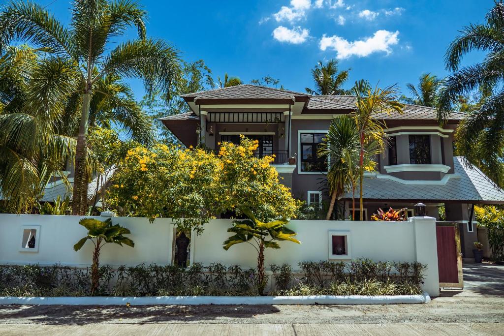 Baan Santhiya Private Pool Villas - Free Tuk-Tuk Service to the Beach! - 6